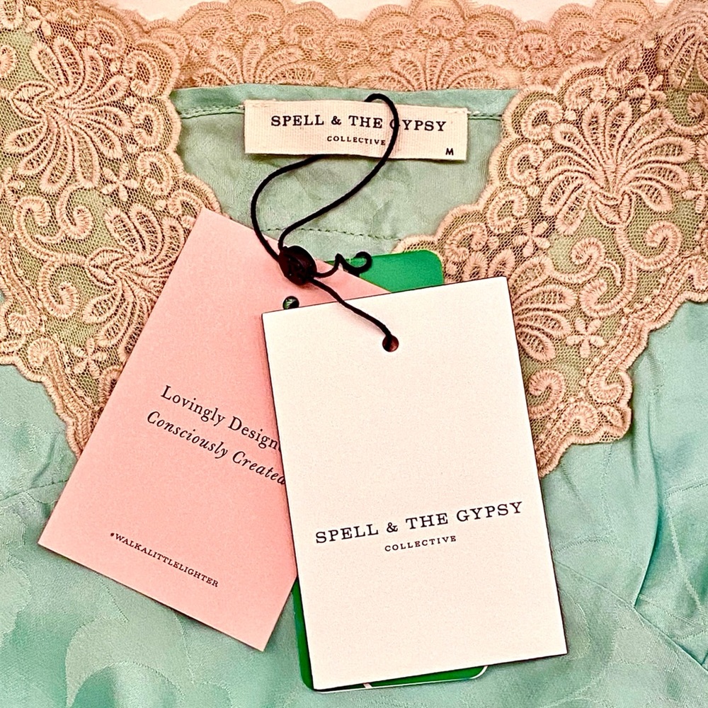 ๐บ๐HP๐๐บ NWT Spell & The Gypsy Ocean Lace Slip Dress - Picture 16 of 16
